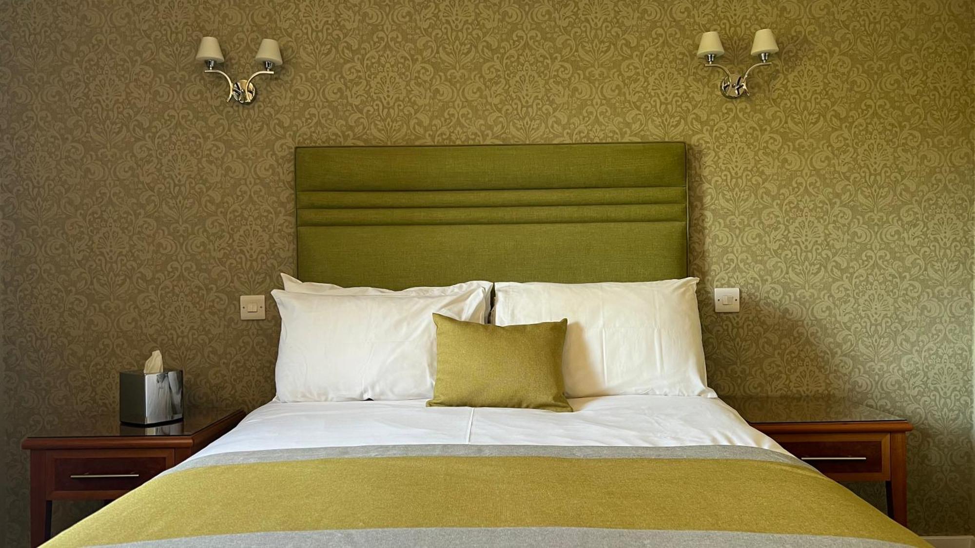 Laichmoray Hotel Elgin